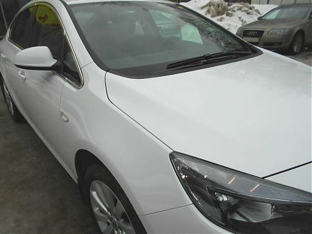 Отремонтированный Opel Astra